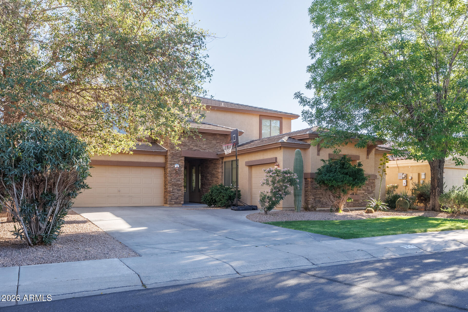 311 W BLUE LAGOON Drive