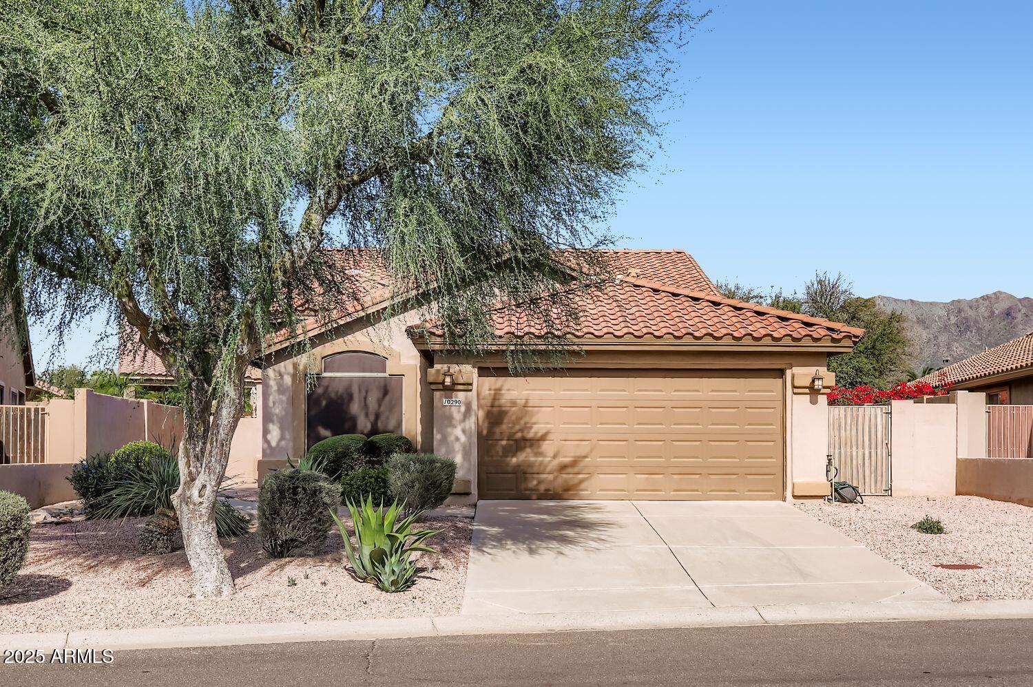 10290 E HILLERY Drive