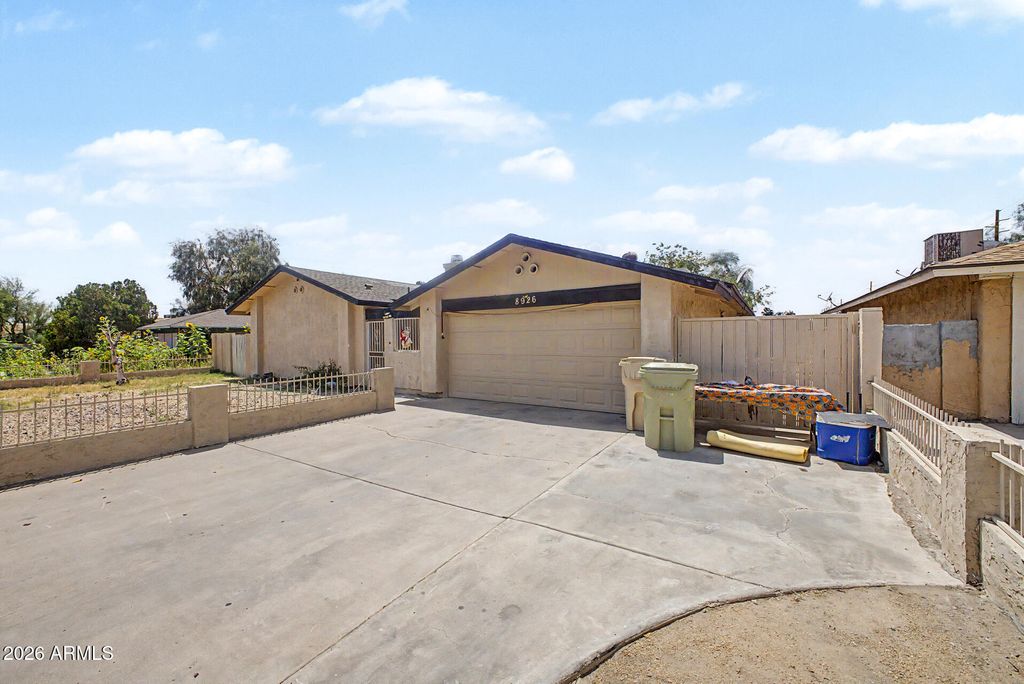 Photo of 8926 N 55th Avenue, Glendale, AZ 85302 (MLS # 7024462)