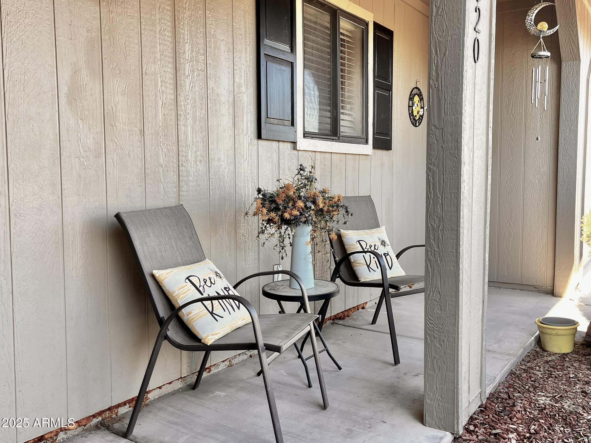 4520 E WESTERN Drive