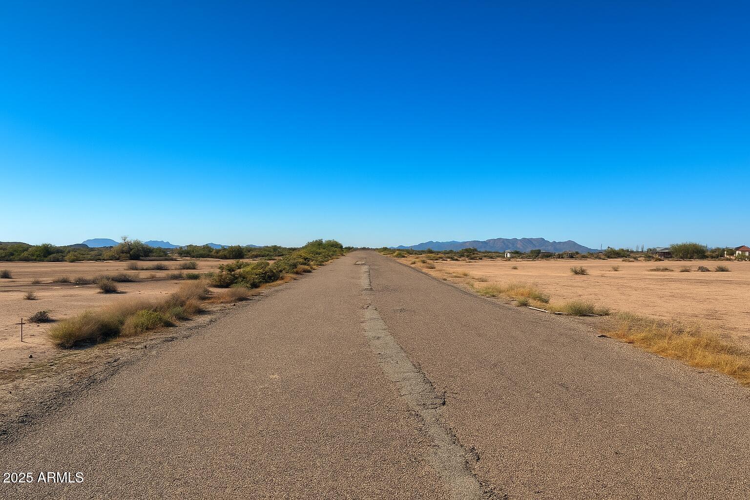 TOLTEC ESTATES WEST - Land