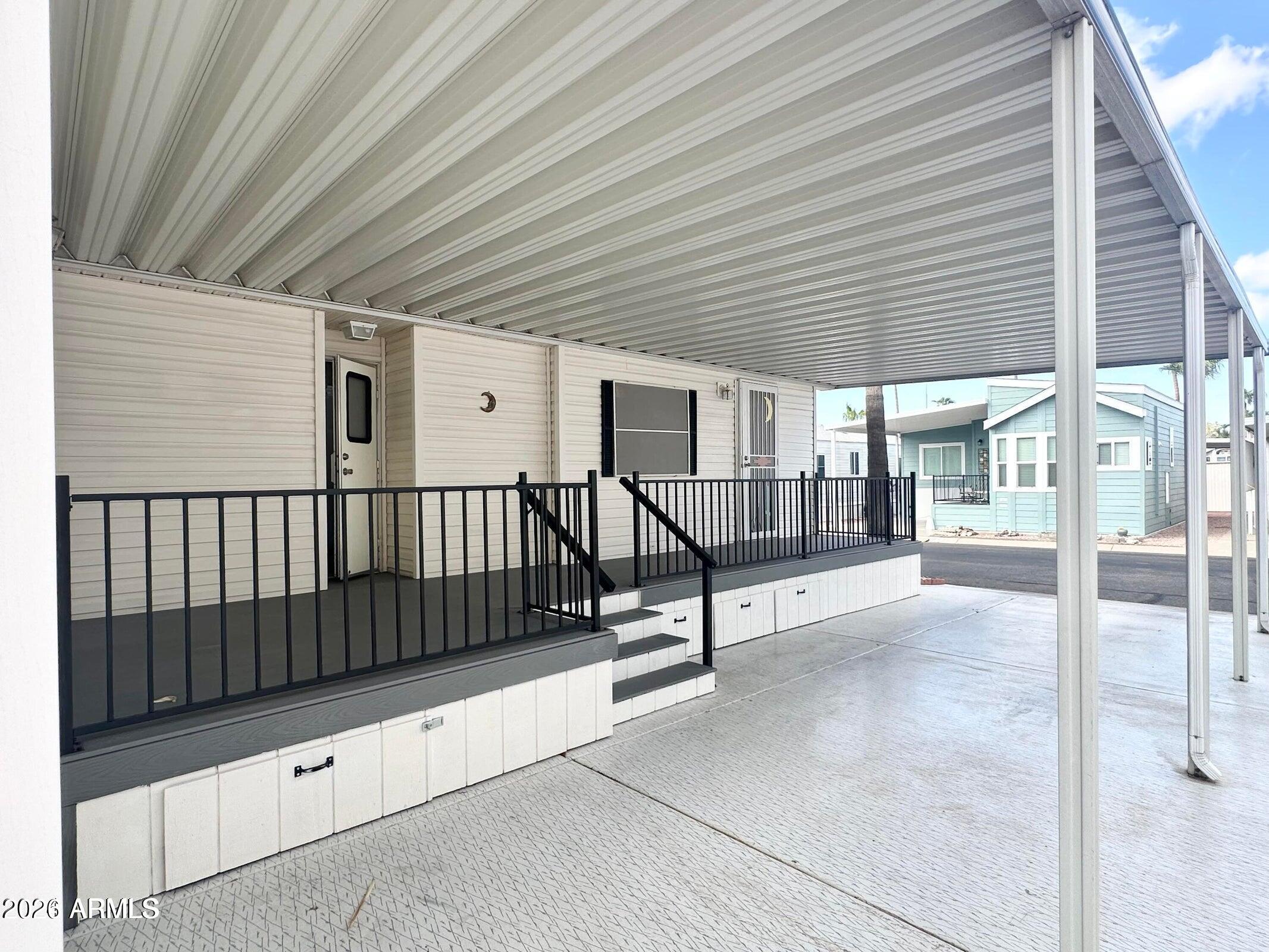 155 S LIMESTONE Drive 155