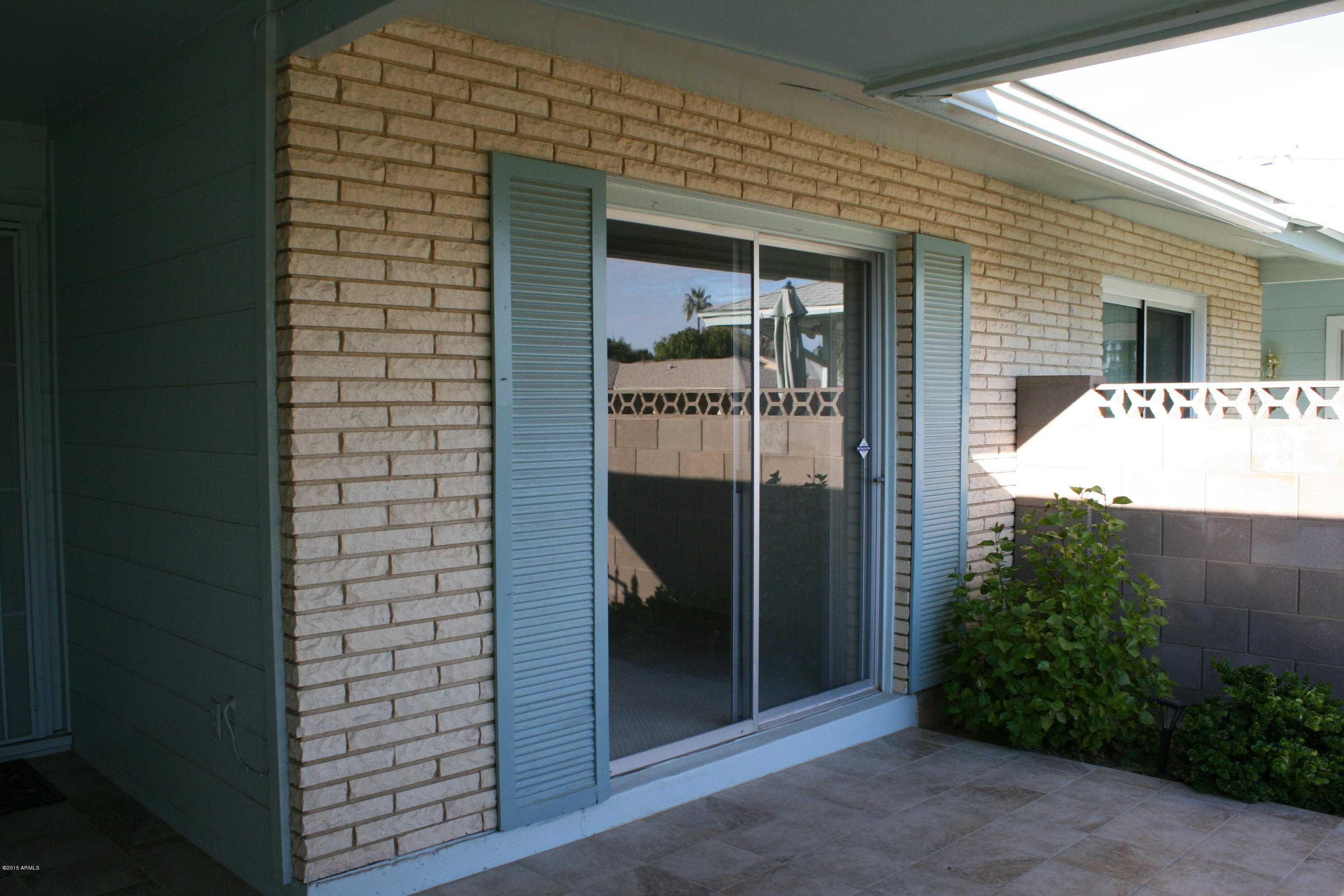 Photo 1 of 12 — 10824 W MISSION Lane, Sun City, AZ 85351