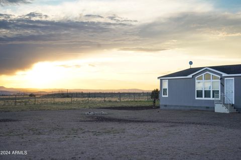 A home in Paulden