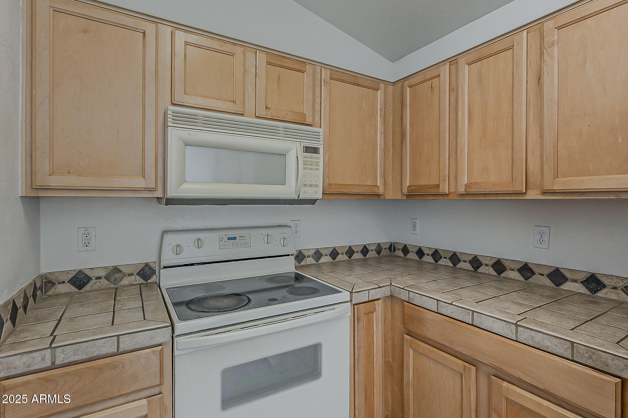 13033 W EVANS Drive