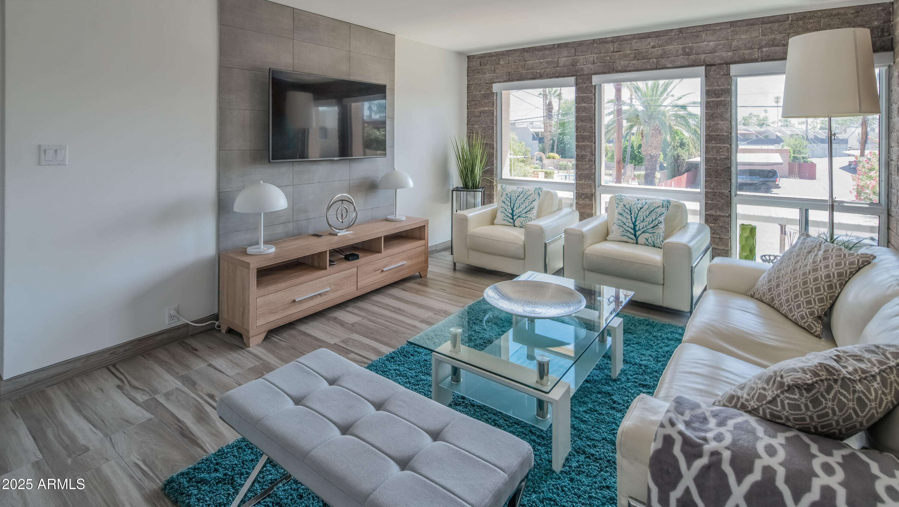 7315 E NORTHLAND Drive 8