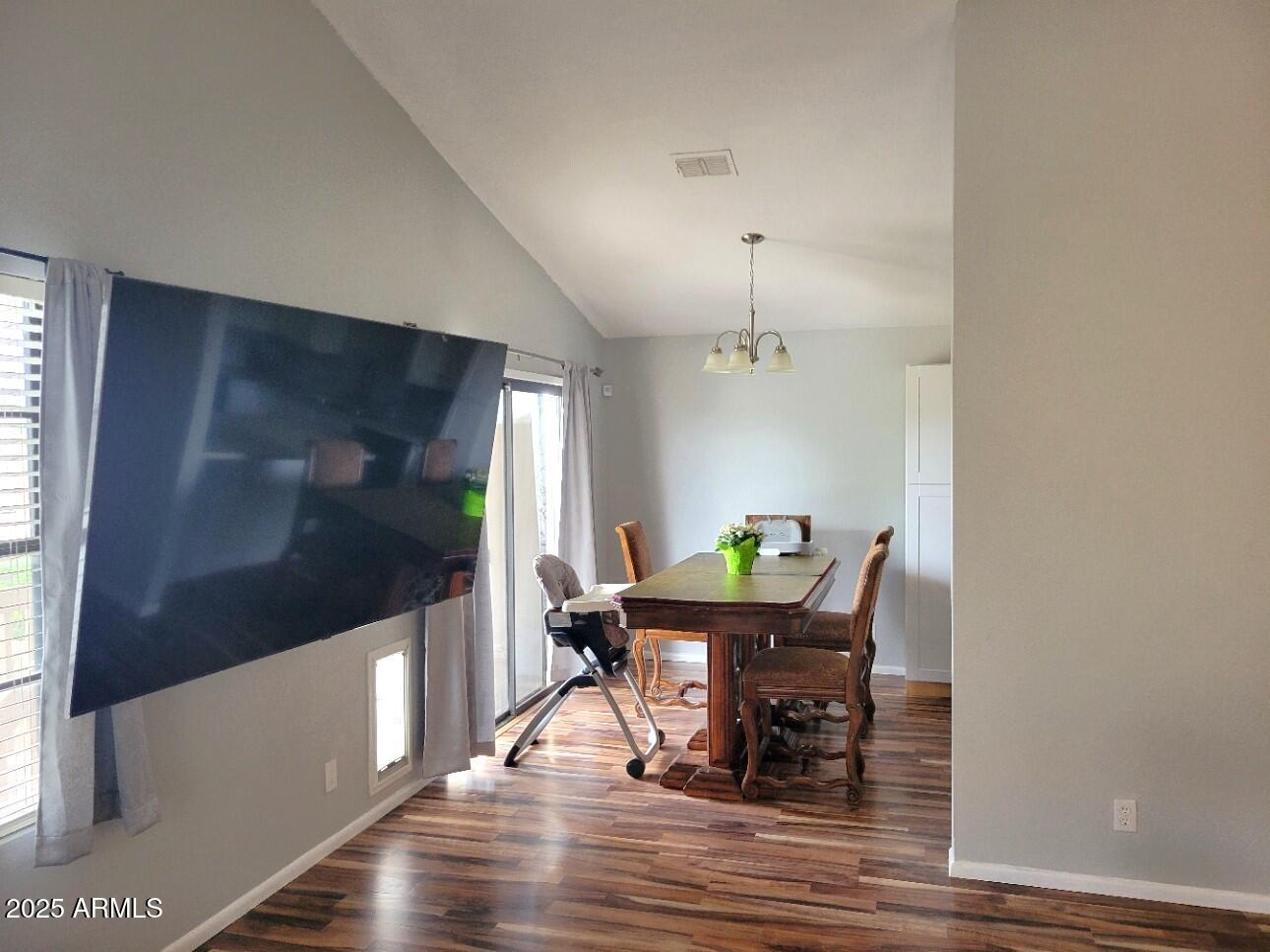 921 S VAL VISTA Drive 28