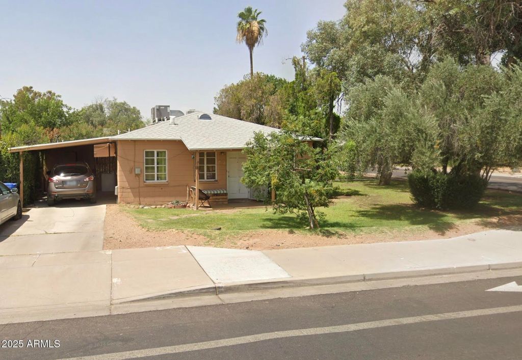 Photo of 1234 S Farmer Avenue, Tempe, AZ 85281 (MLS # 6887472)