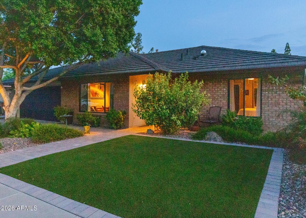Photo of 1225 E Harbor View Drive, Tempe, AZ 85283 (MLS # 7062709)
