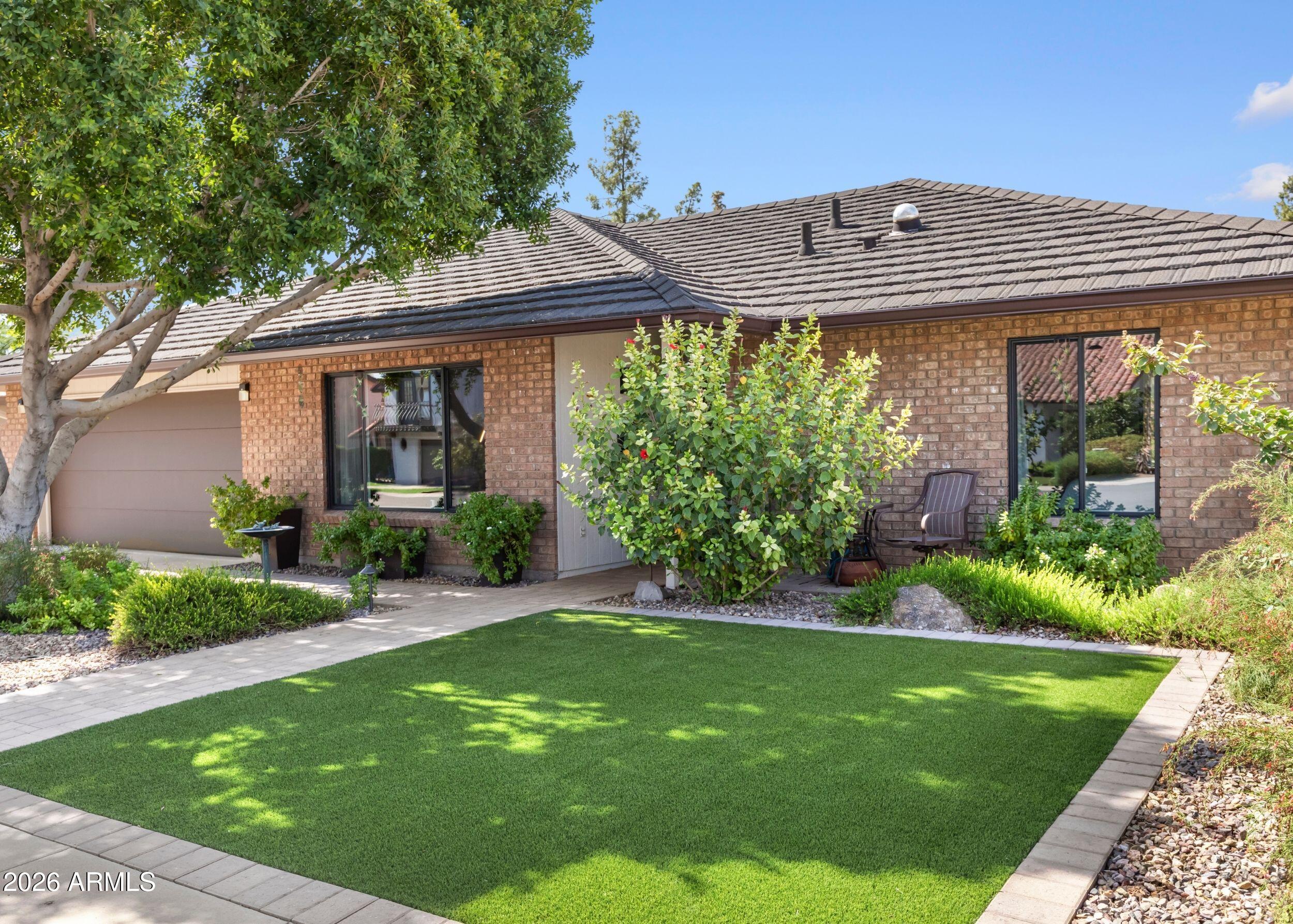 Properties 1 1225 E HARBOR VIEW Drive