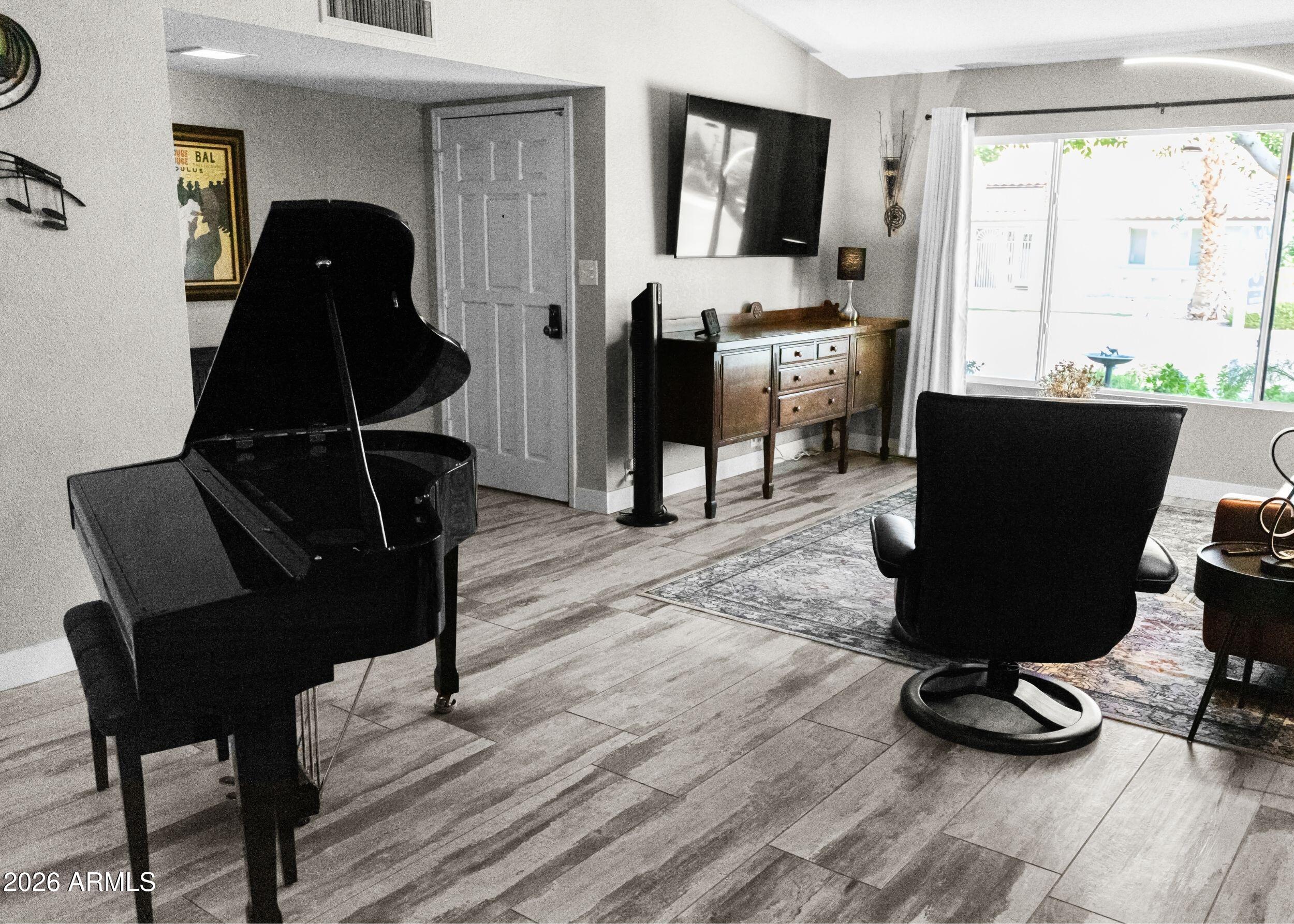 Properties 4 1225 E HARBOR VIEW Drive
