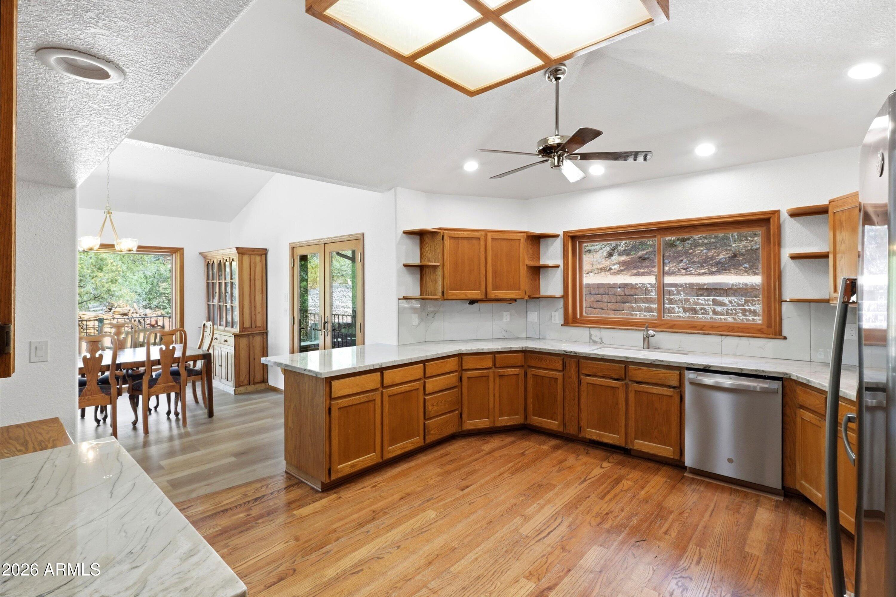 ALPINE HEIGHTS - Residential