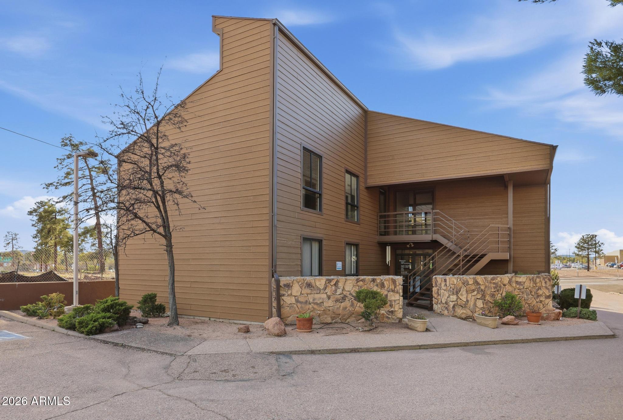 215 N Beeline Highway