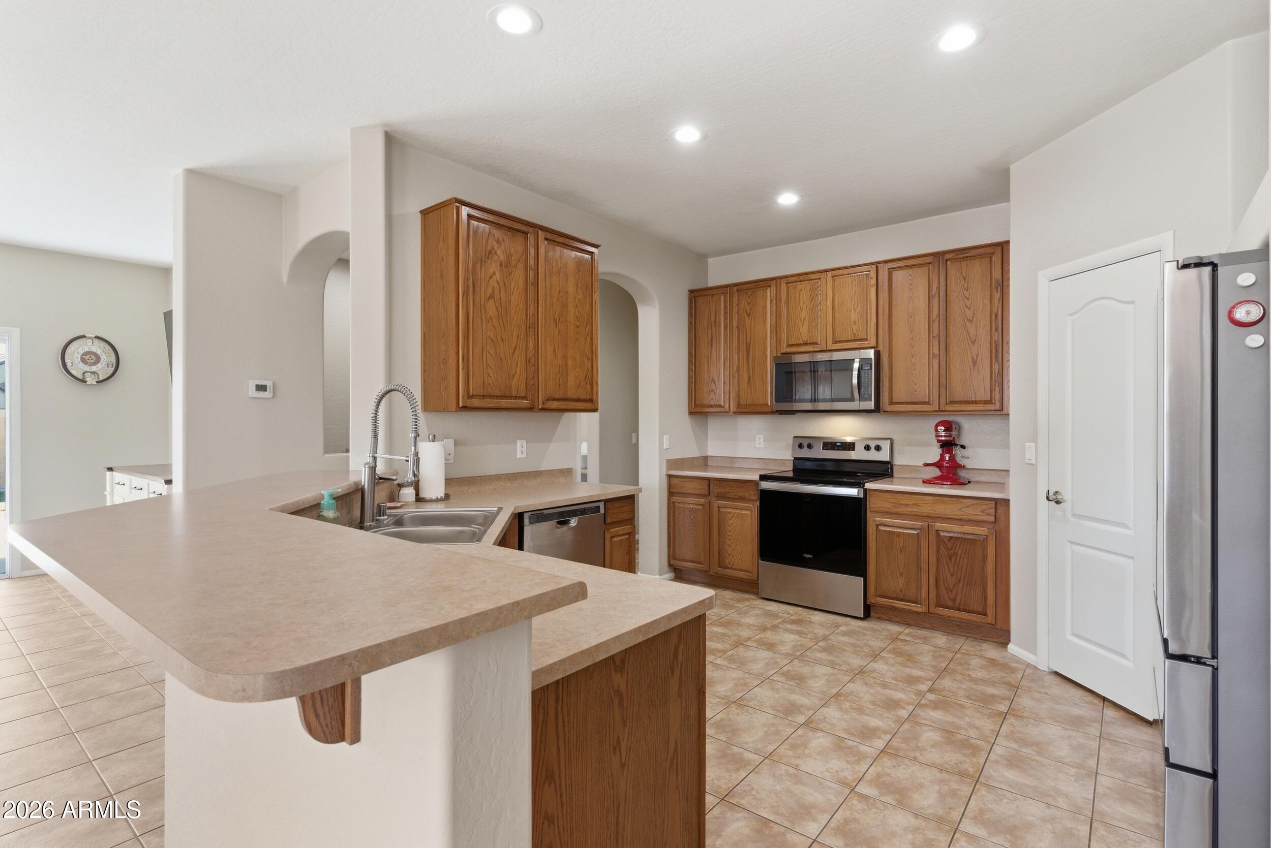 10525 W MELINDA Lane