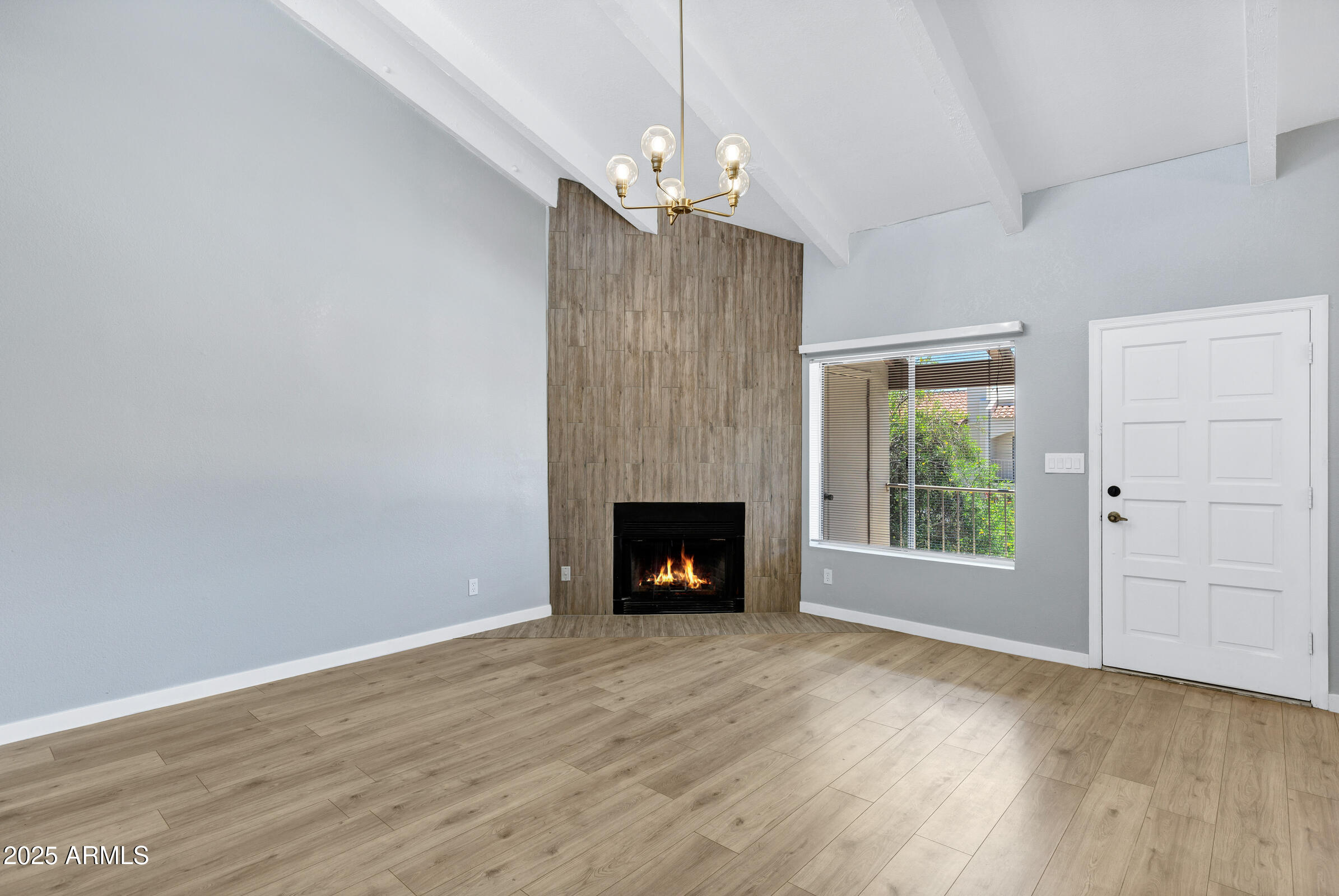 1017 E MARYLAND Avenue 236