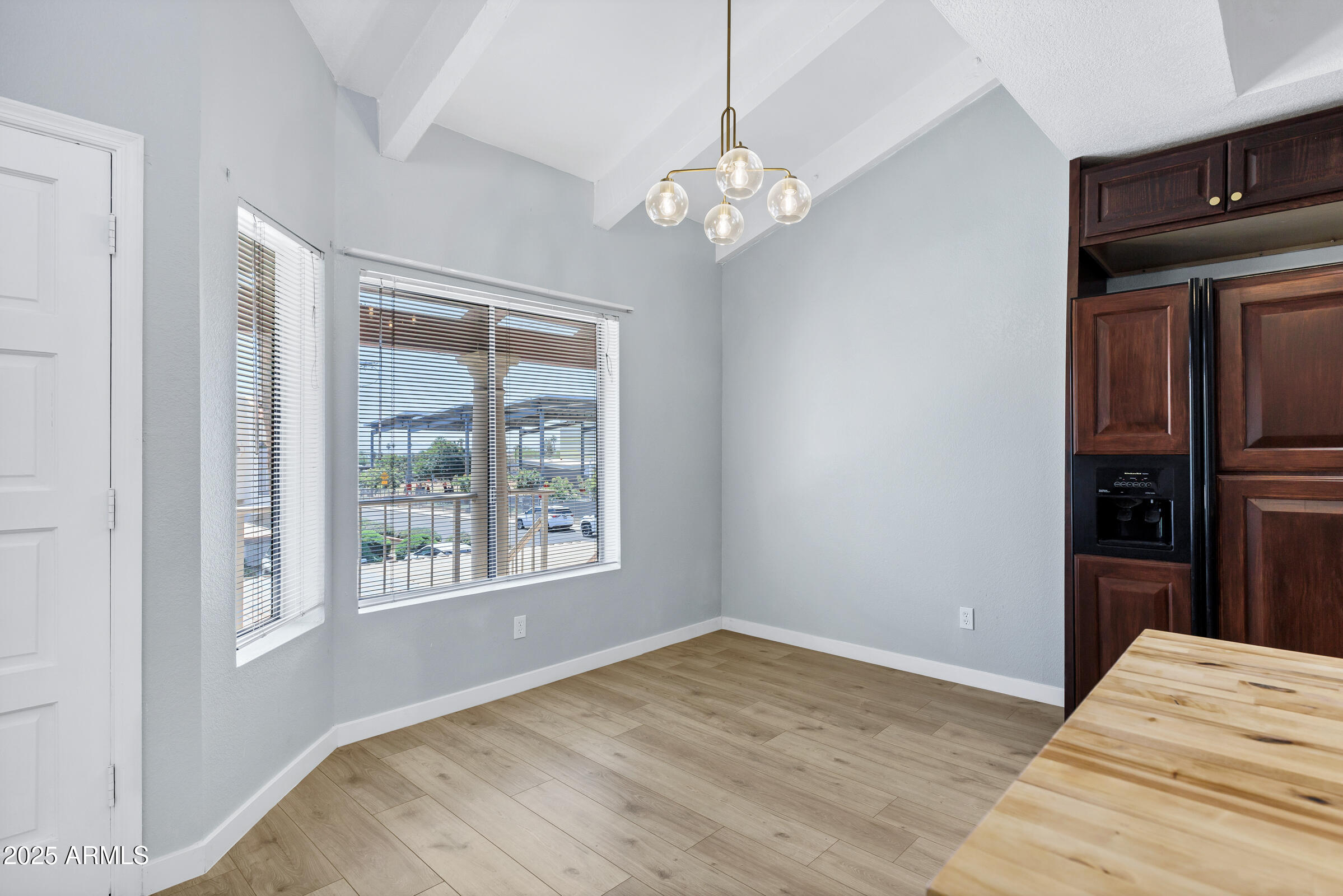 1017 E MARYLAND Avenue 236