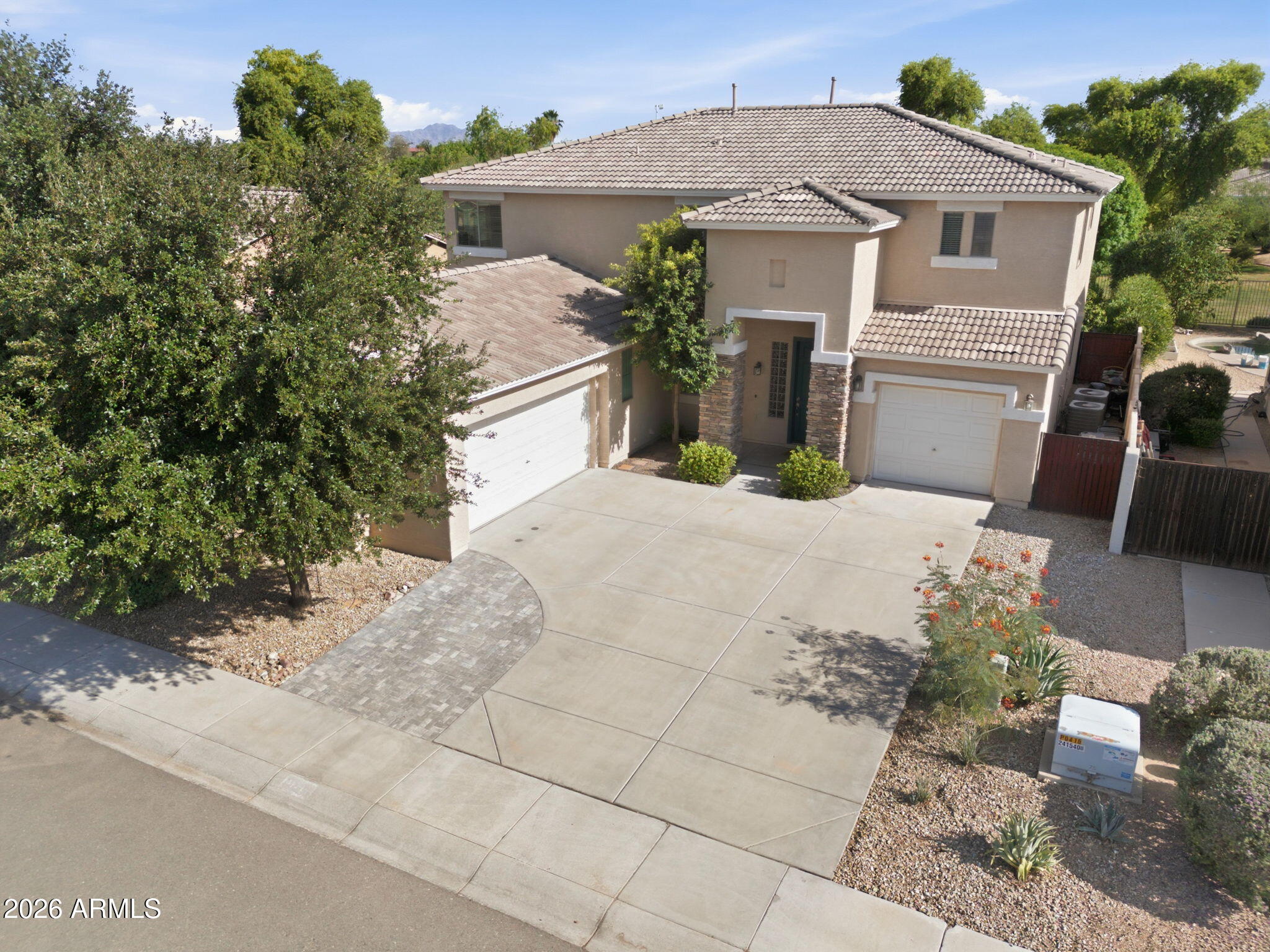 1171 E SPRINGFIELD Place