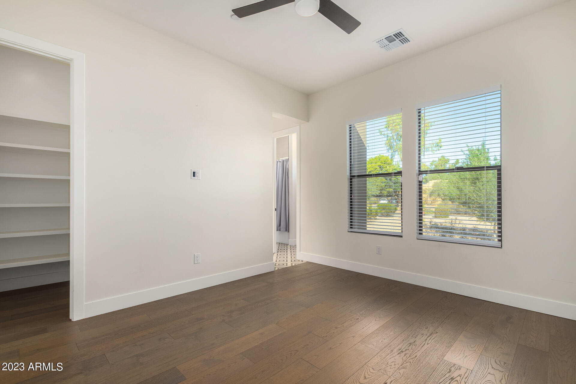 DESERT ESTATES 15 - Residential