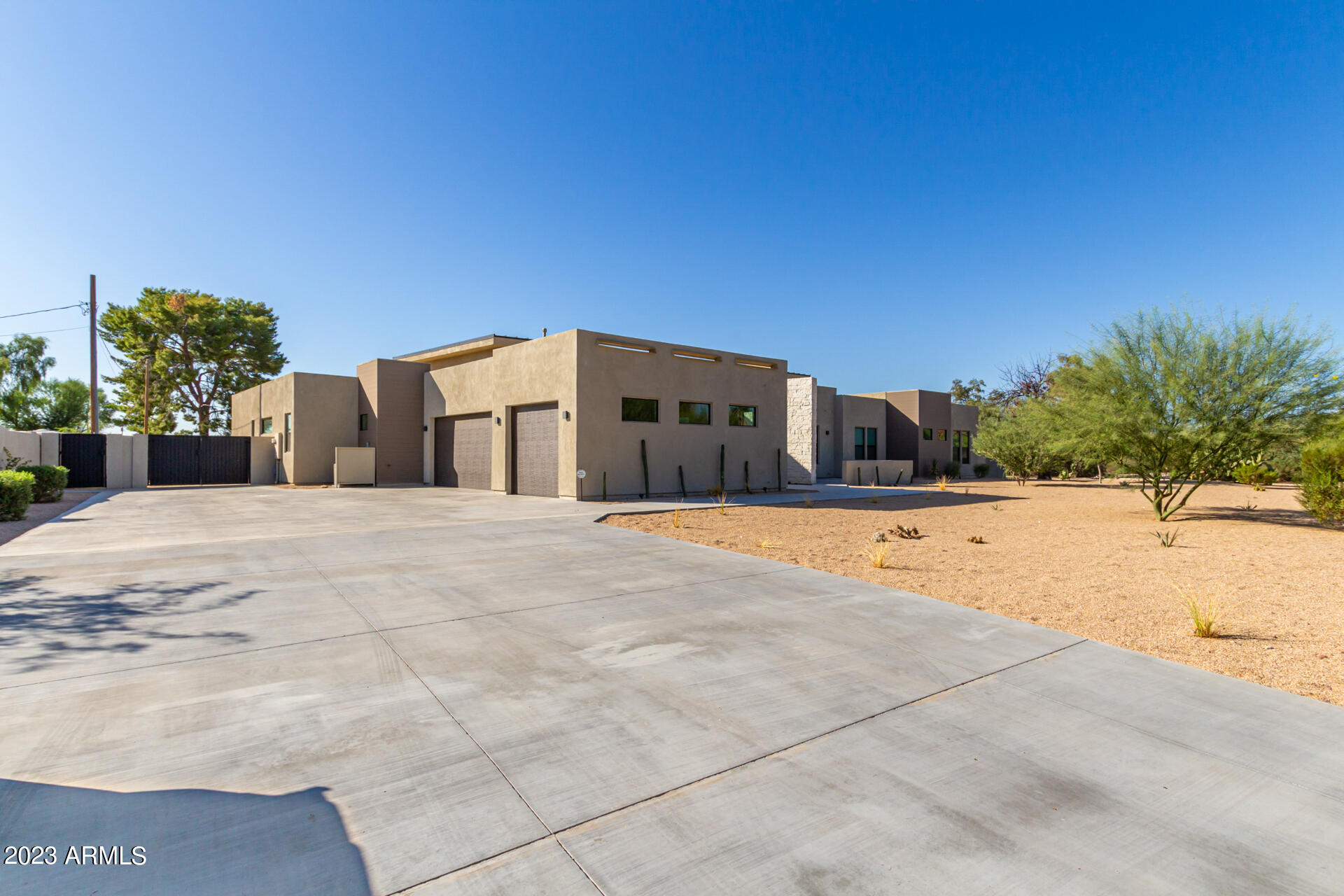 DESERT ESTATES 15 - Residential