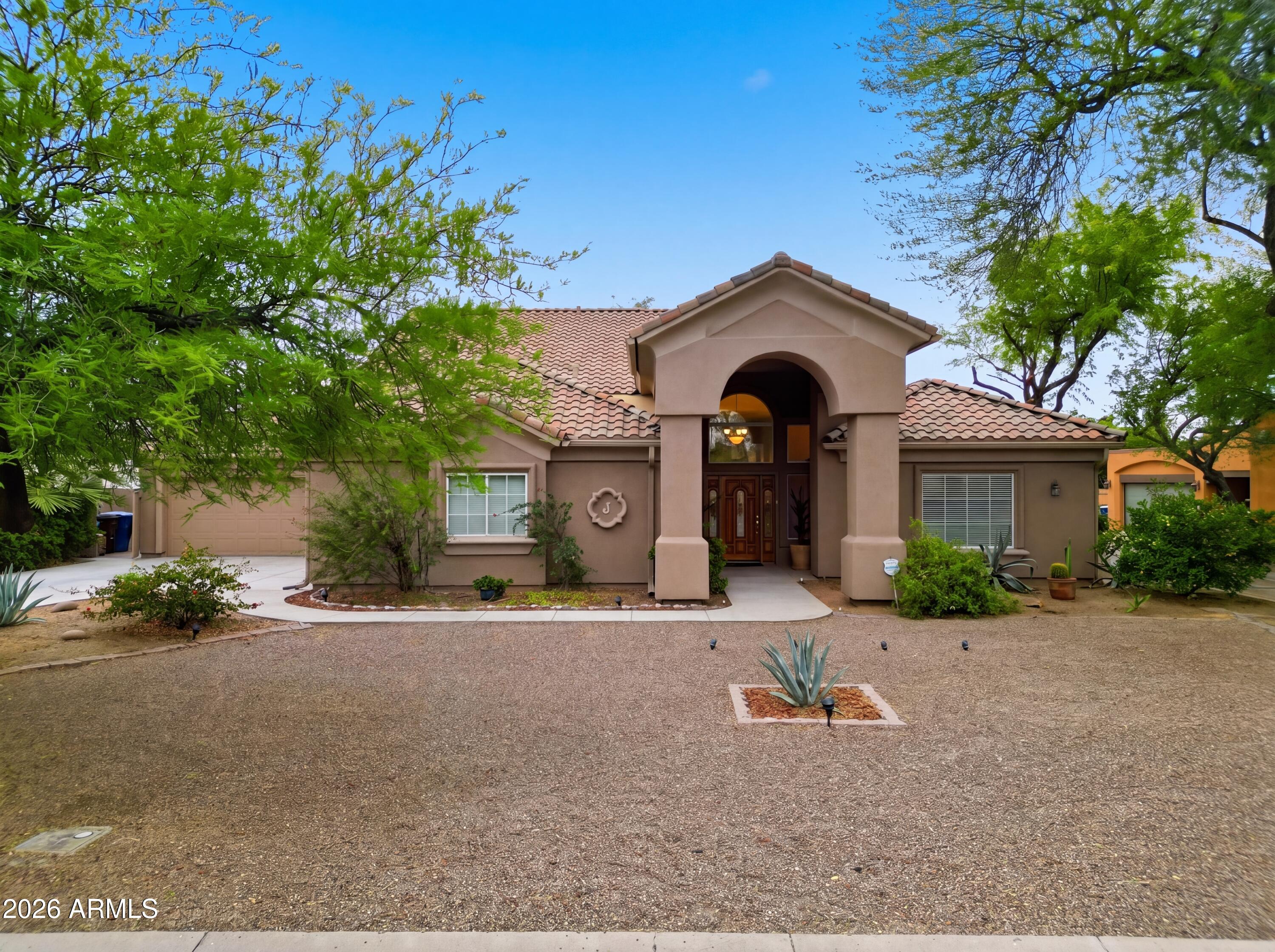 781 W SAN MARCOS Drive