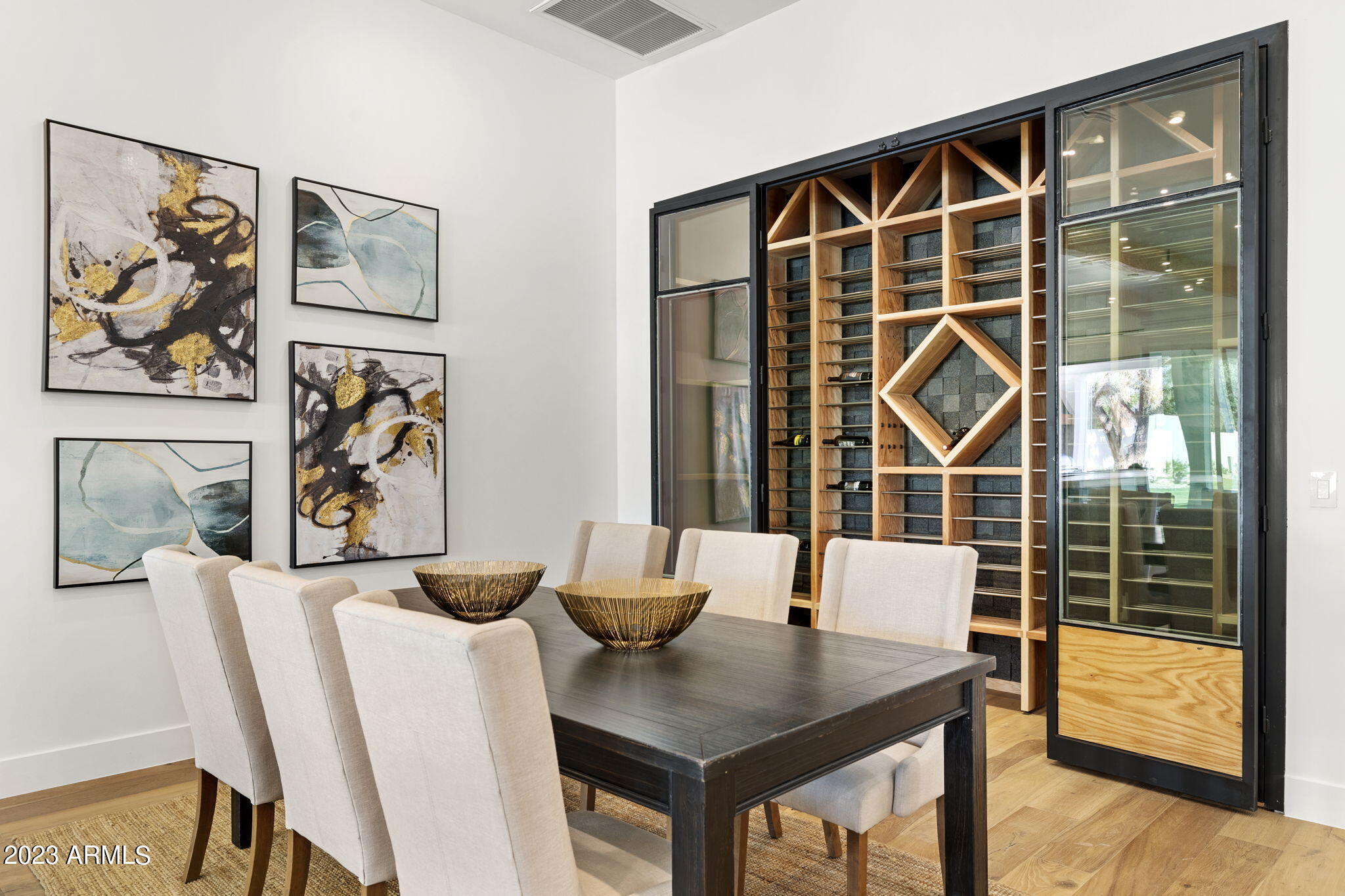 AVANT 1 UNIT 2 - Residential