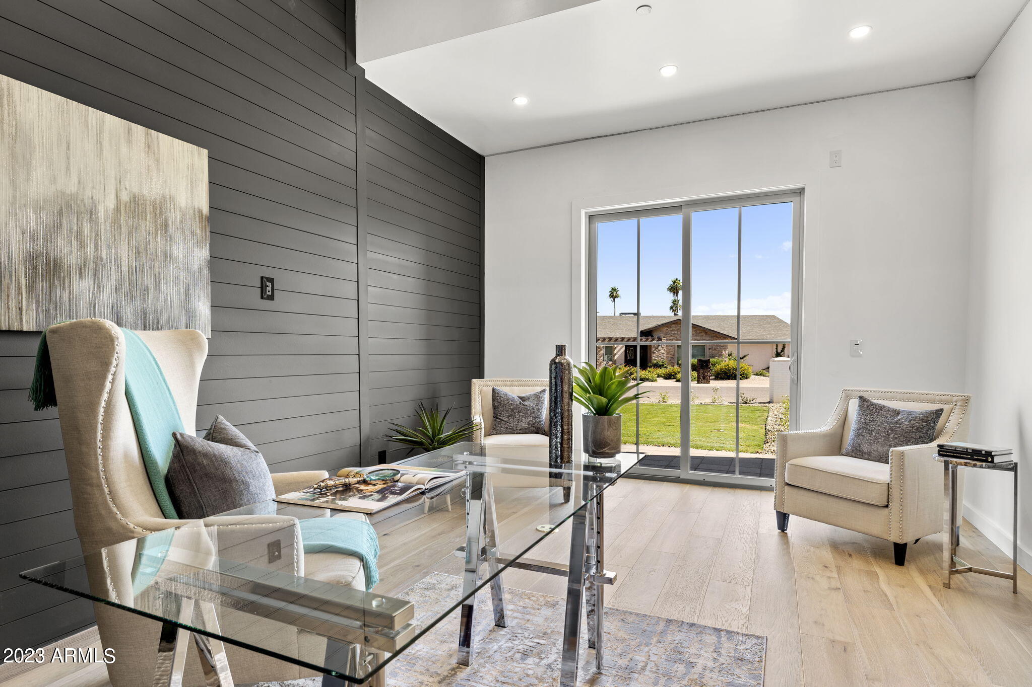 AVANT 1 UNIT 2 - Residential