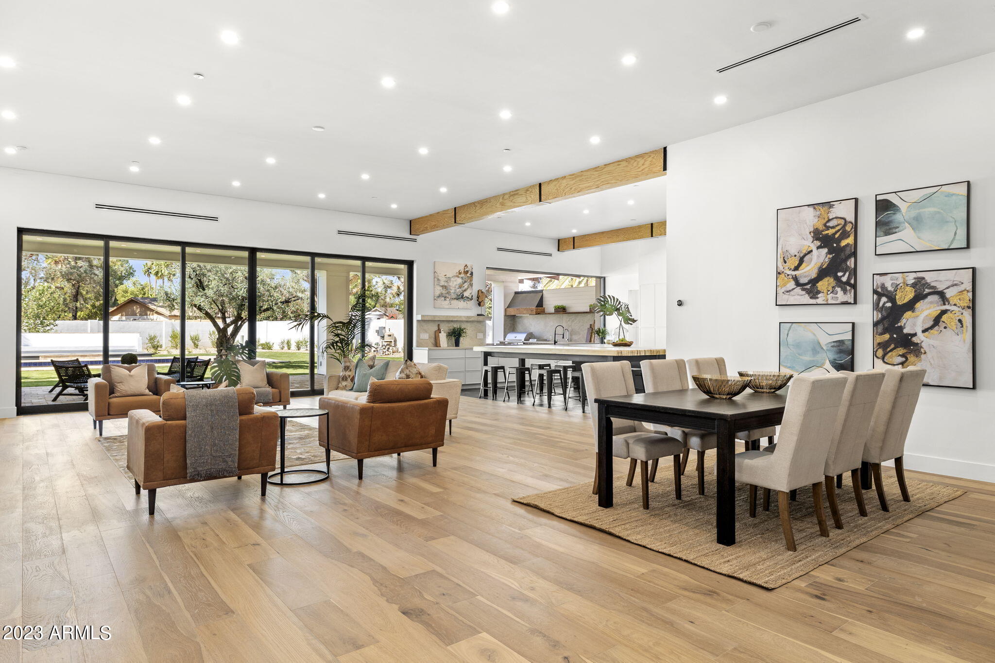 AVANT 1 UNIT 2 - Residential
