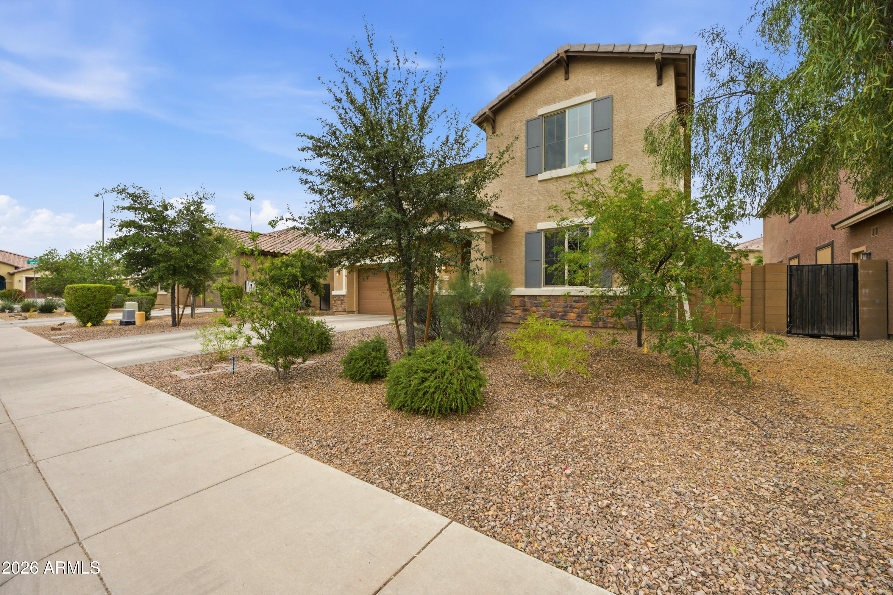 11959 W CHASE Lane