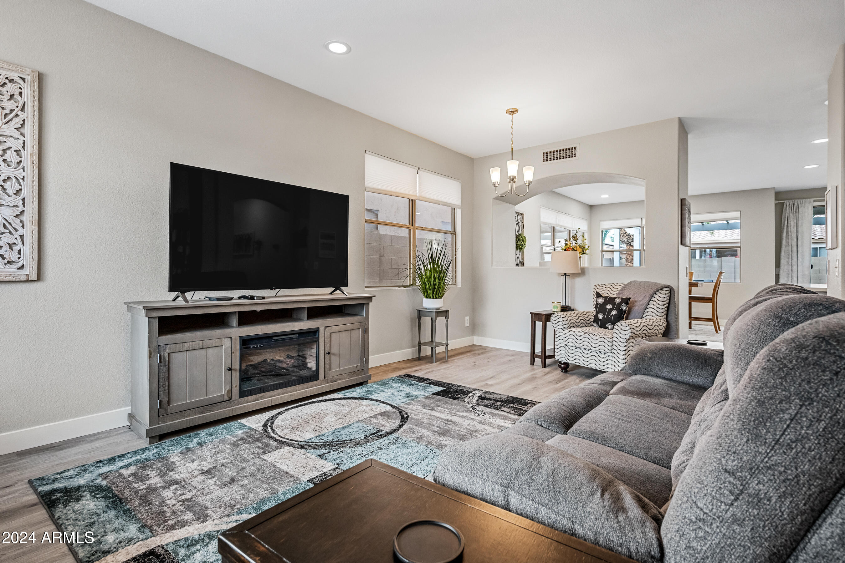 18050 W LEGEND Drive