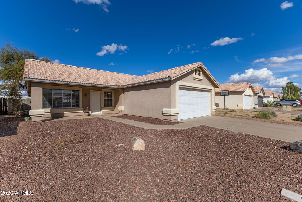 Photo of 472 E Harrison Street, Chandler, AZ 85225 (MLS # 6983370)