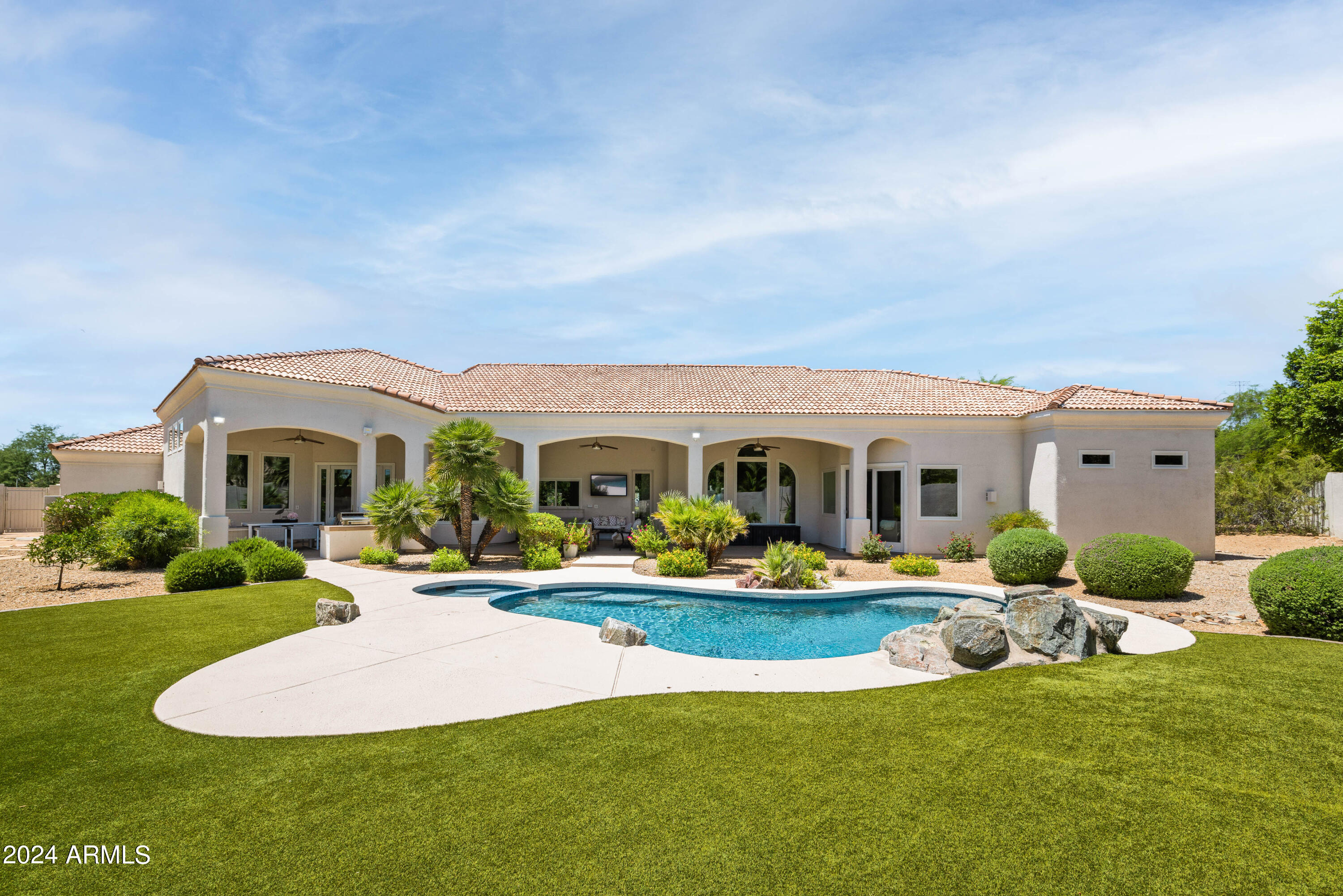 ARROYO VERDE - Residential