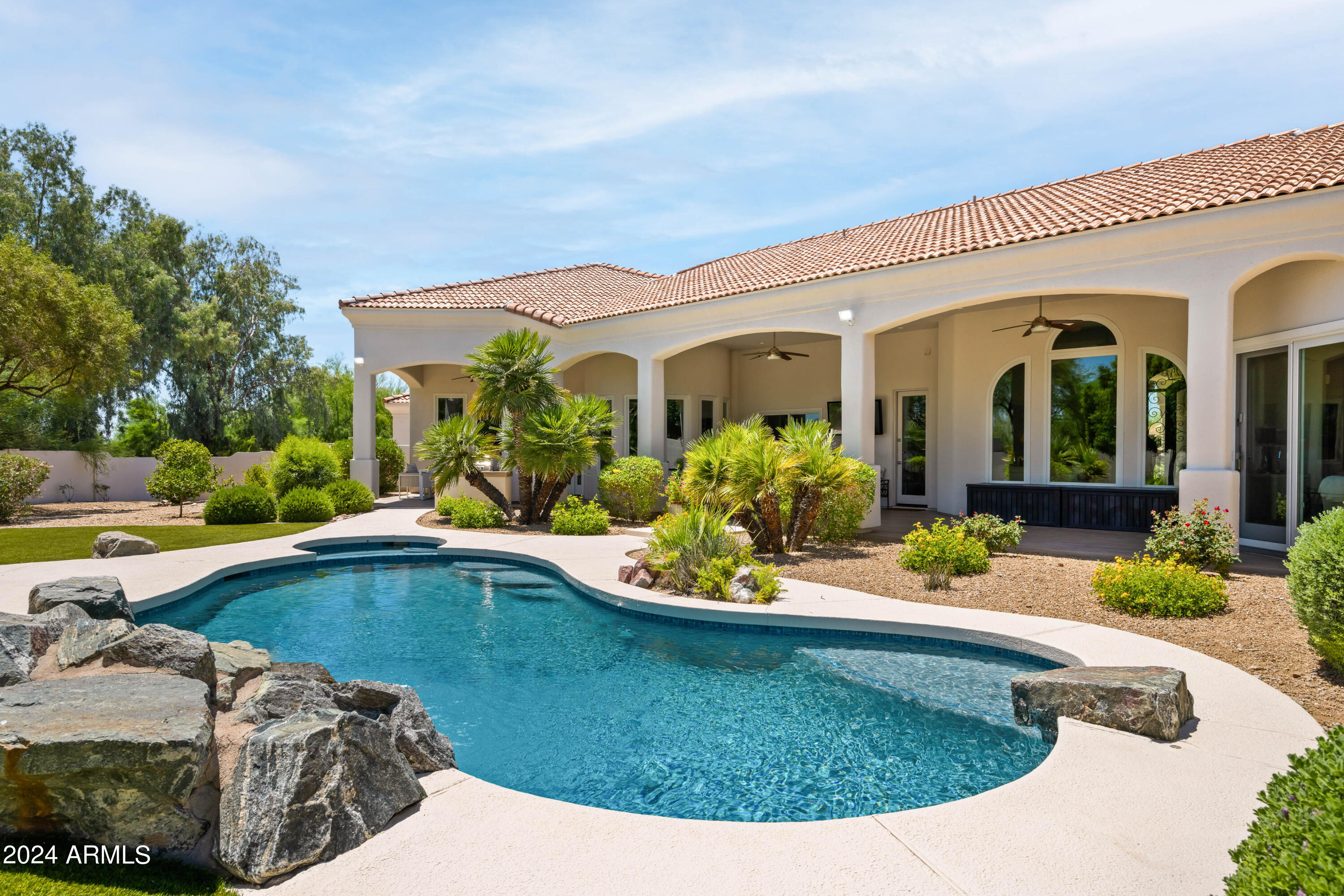 ARROYO VERDE - Residential
