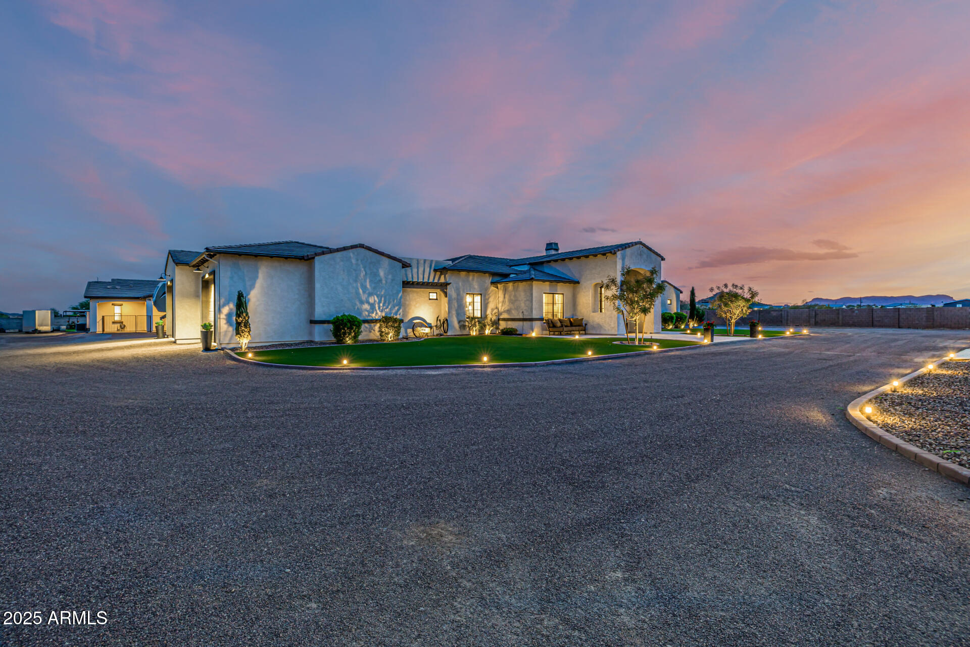447 W JUDD Road