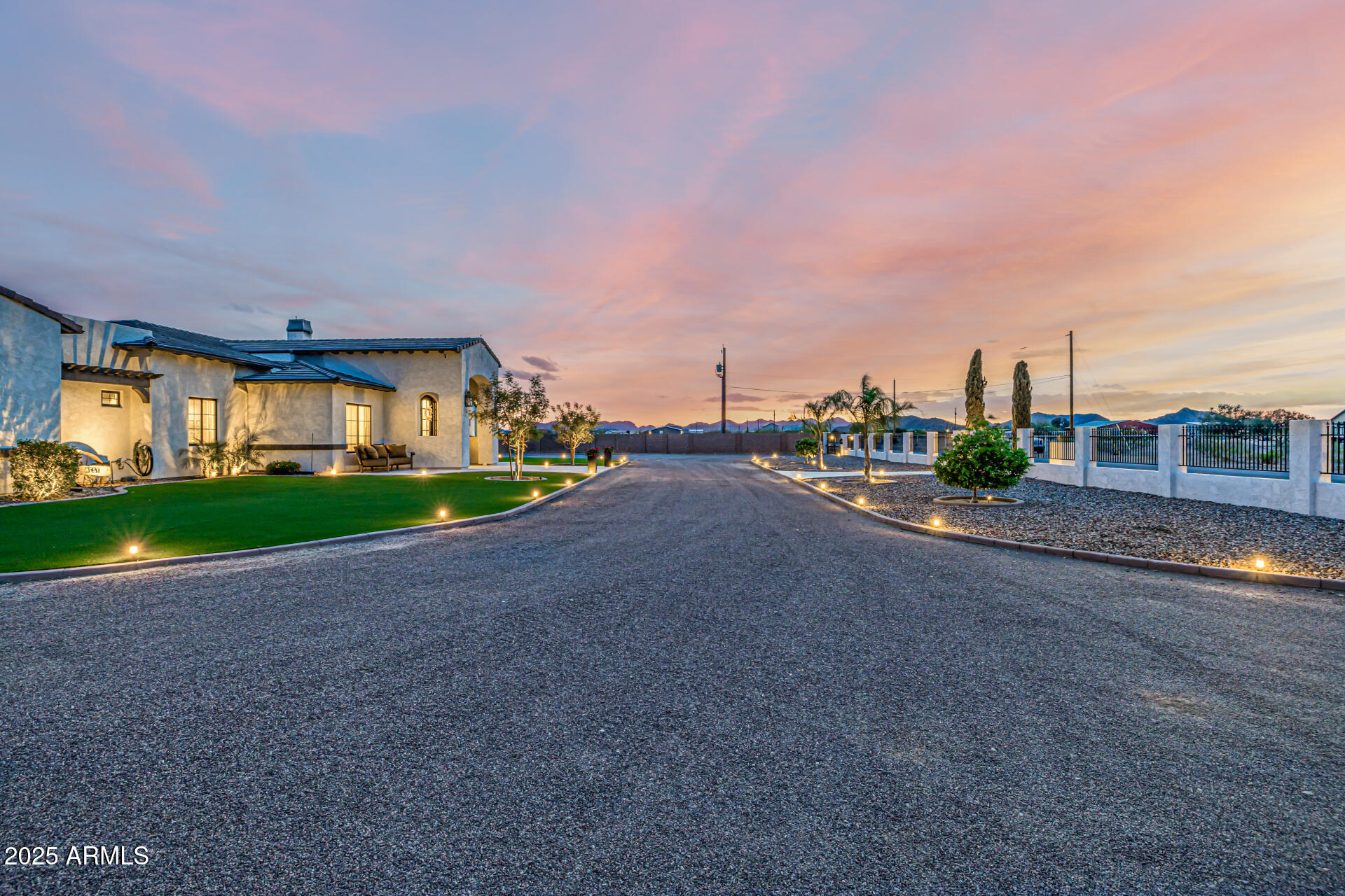 447 W JUDD Road