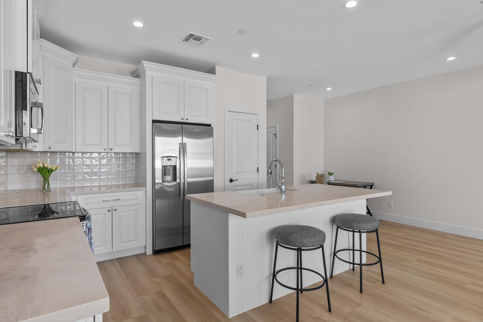 16714 E Almont Drive 2