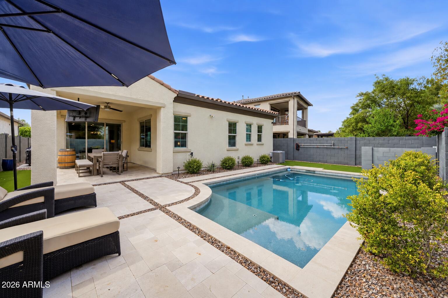 153 N ABALONE Drive