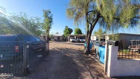 1813 W SHERMAN Street Phoenix AZ 85007