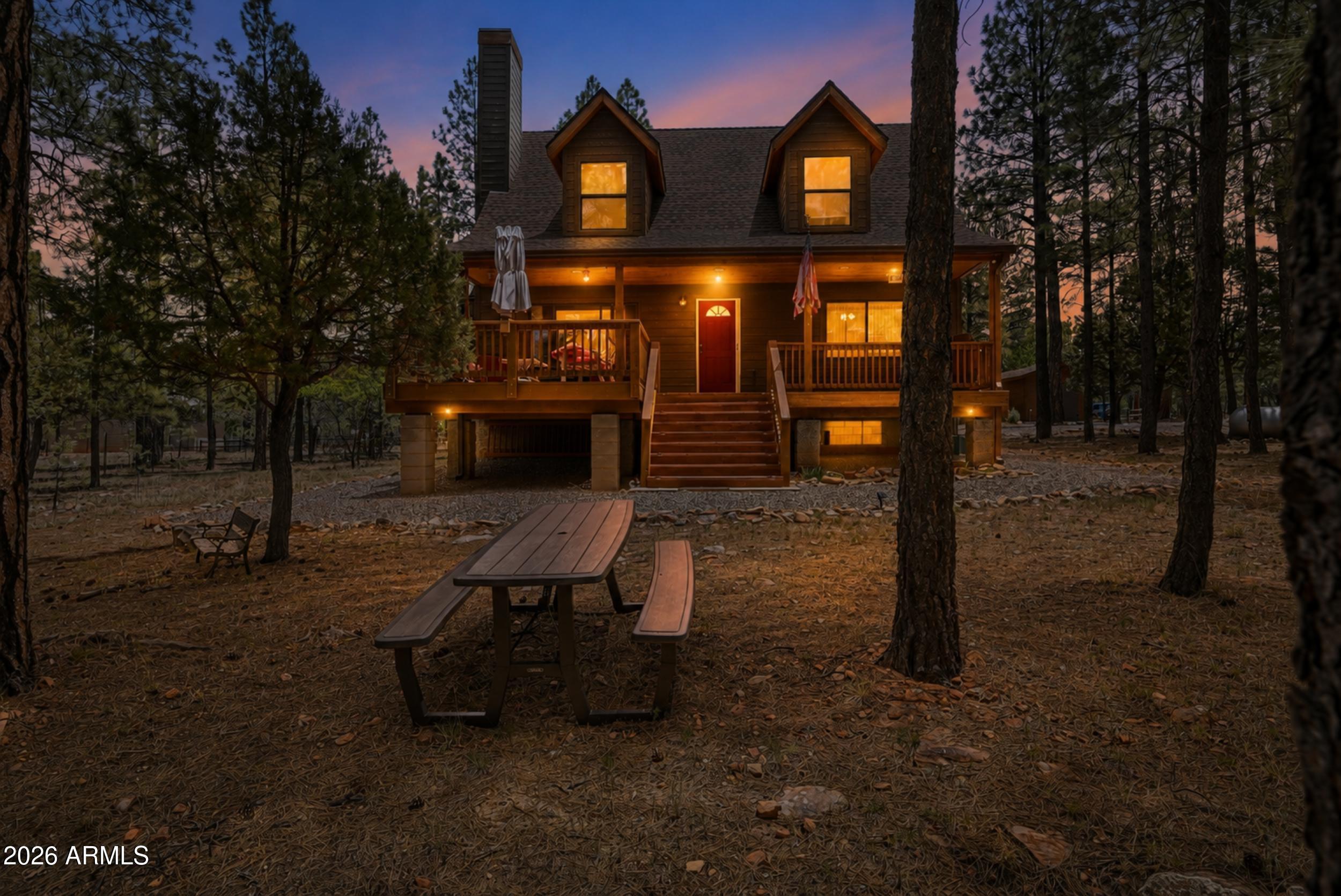 4075 HORSESHOE Drive