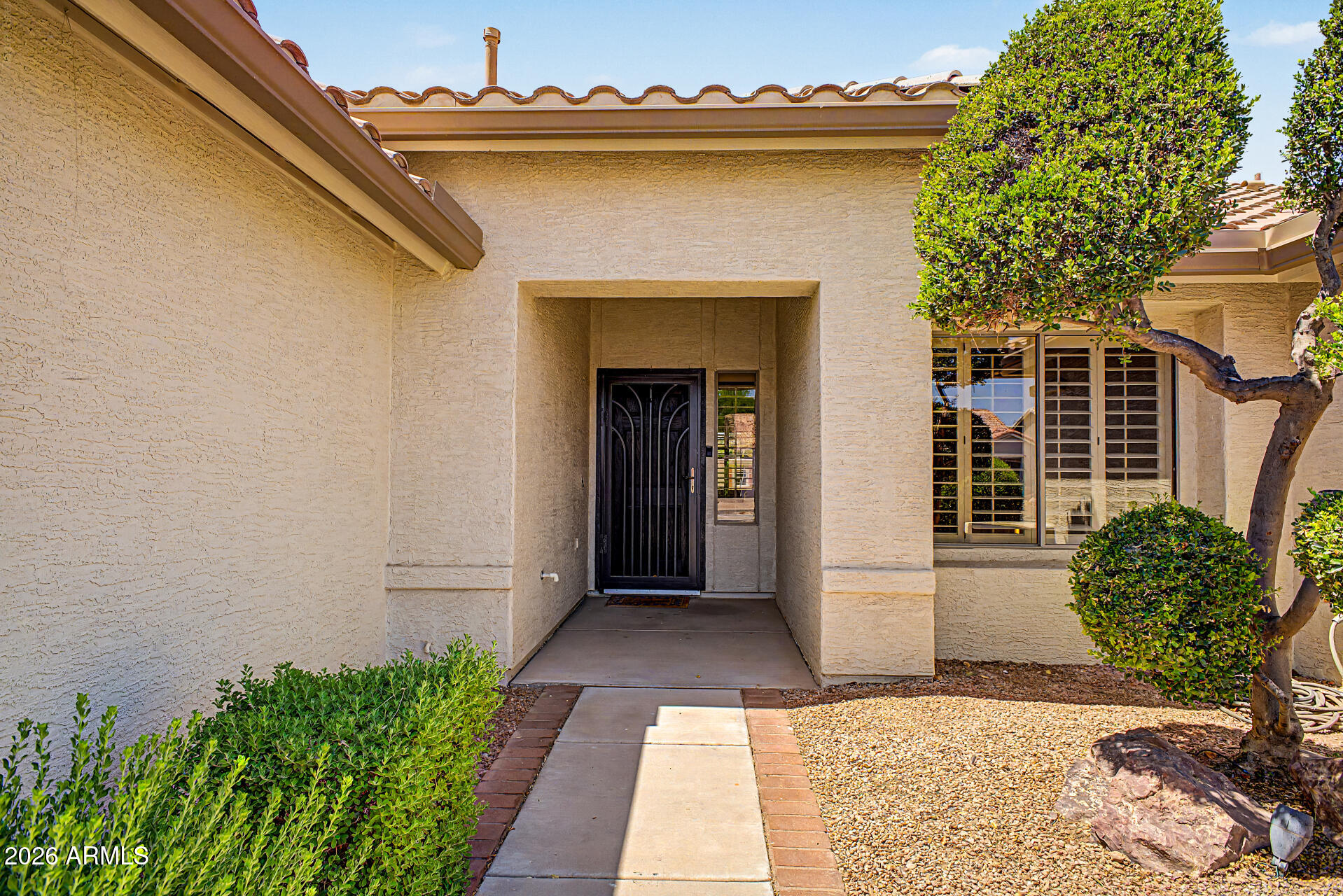 9011 E NACOMA Drive