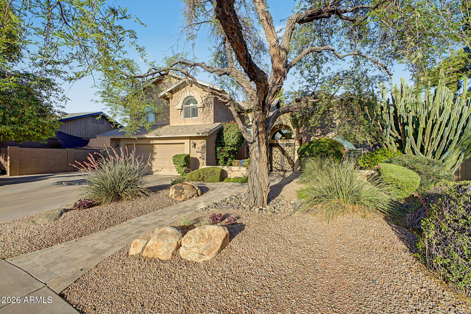 1931 E JEANINE Drive
