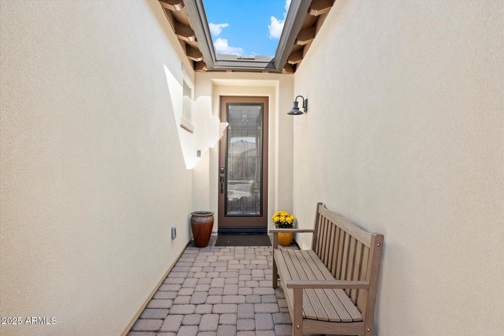 Photo of 104 E Iloca Lane E, Queen Creek, AZ 85140 (MLS # 6970882)