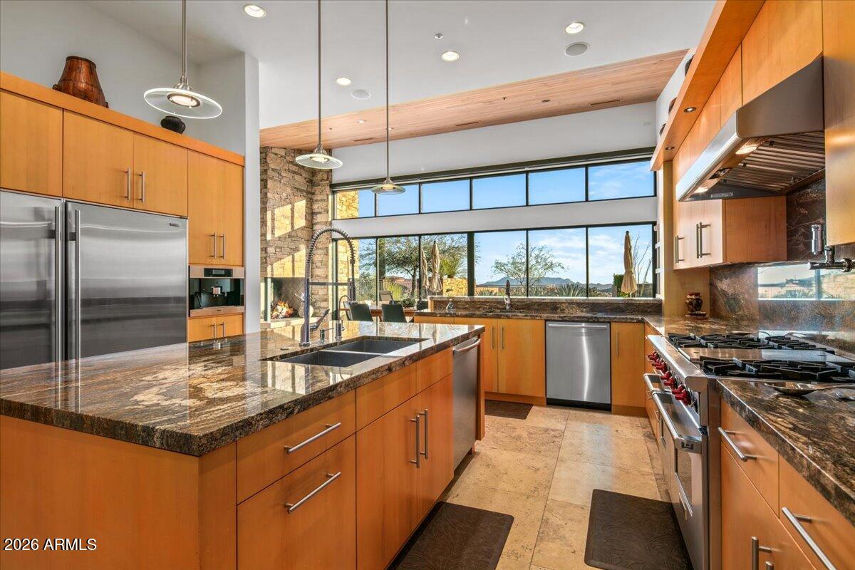 42196 N Chiricahua Pass