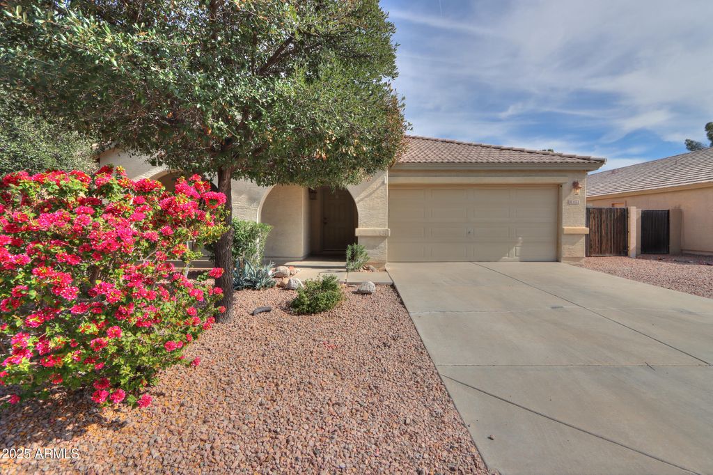Photo of 1522 N Desert Willow Avenue, Casa Grande, AZ 85122 (MLS # 6943468)