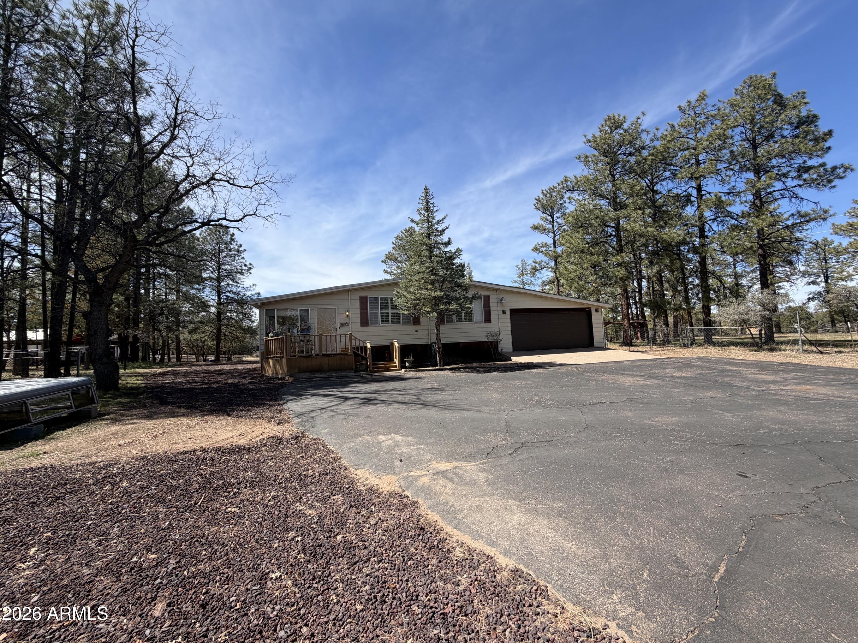 988 TIMBERLAND Road