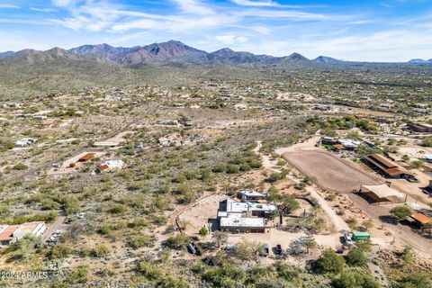 A home in Cave Creek