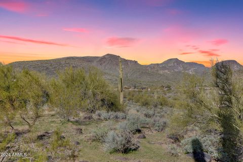 A home in Cave Creek