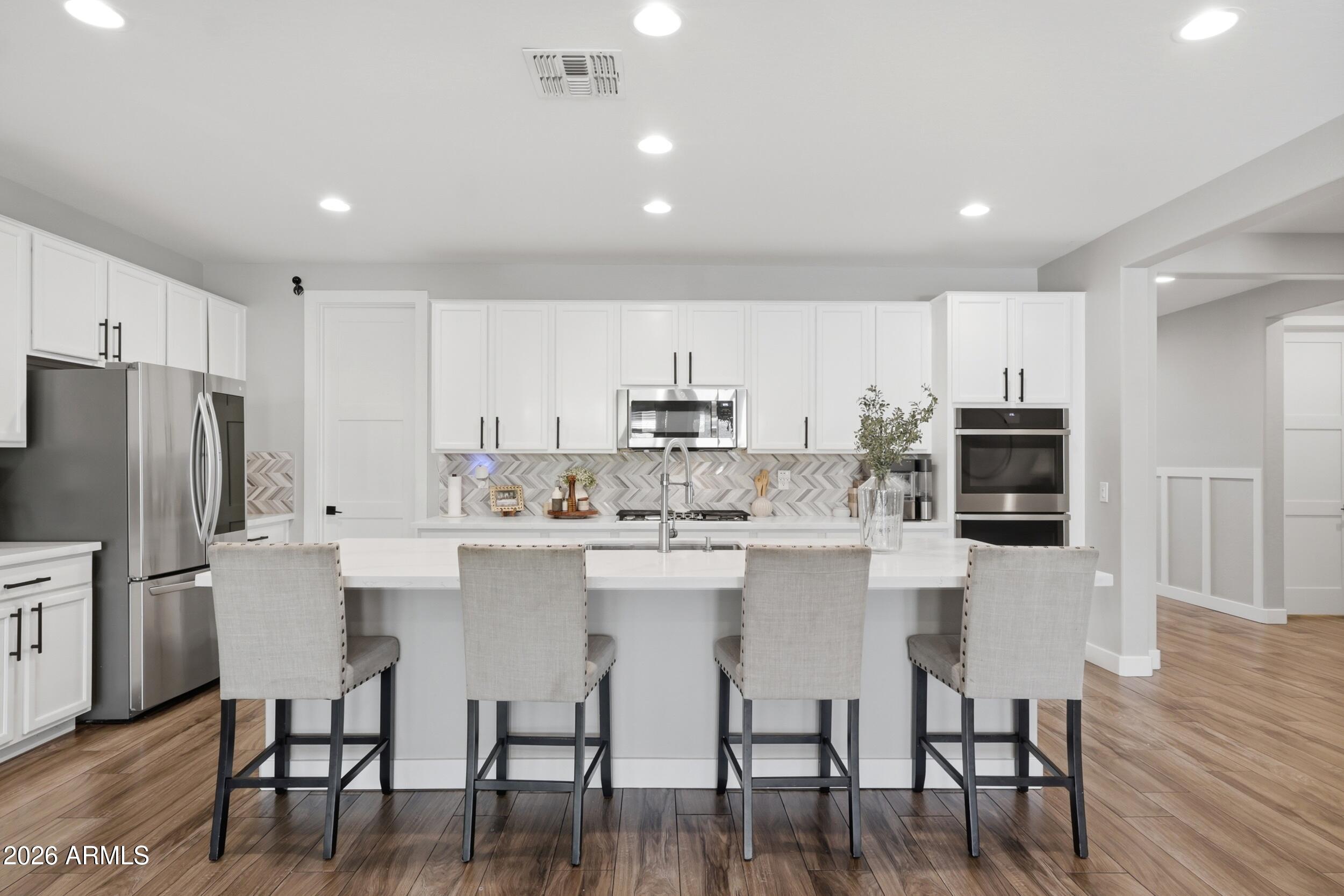 FALCON VIEW - Residential