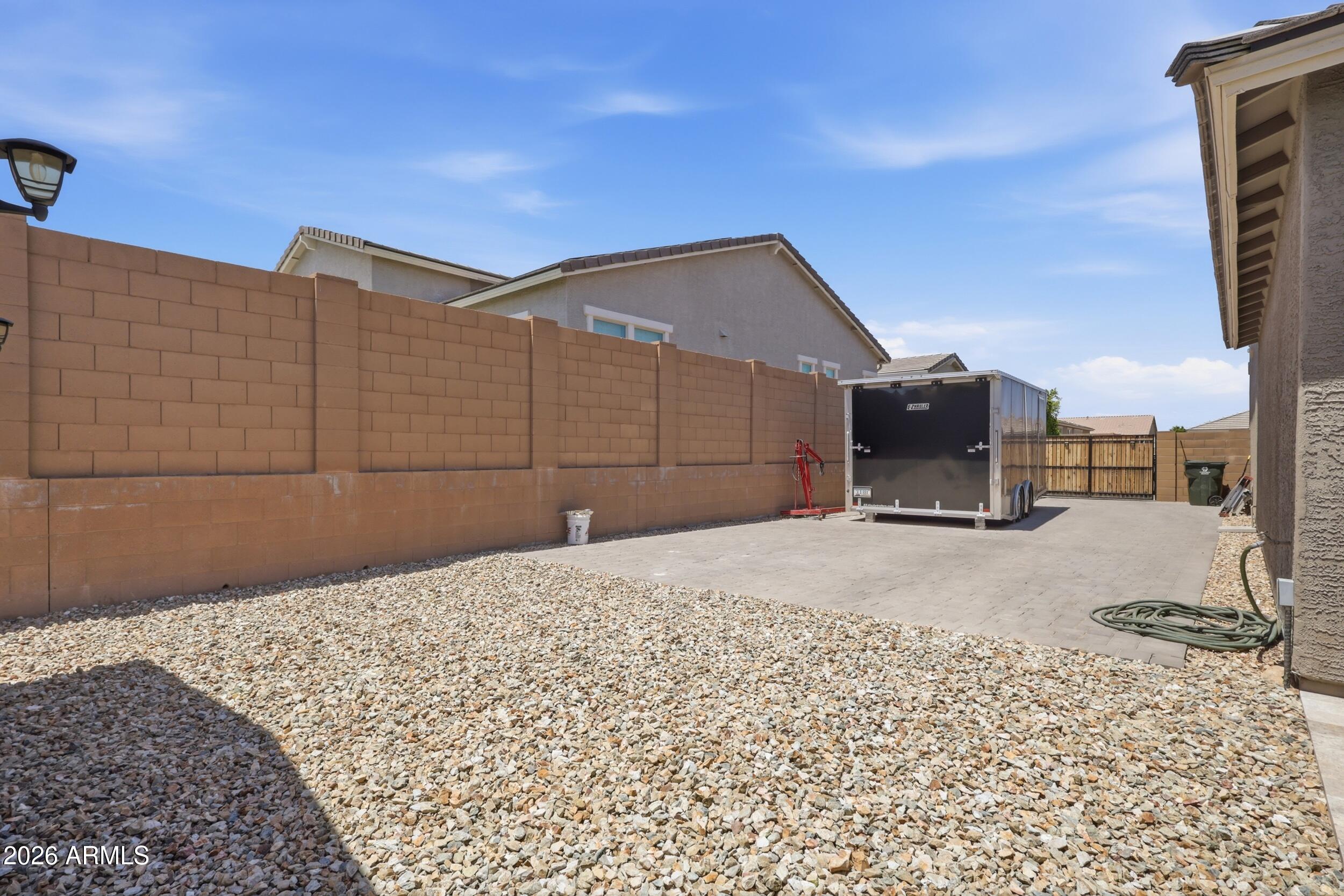 FALCON VIEW - Residential