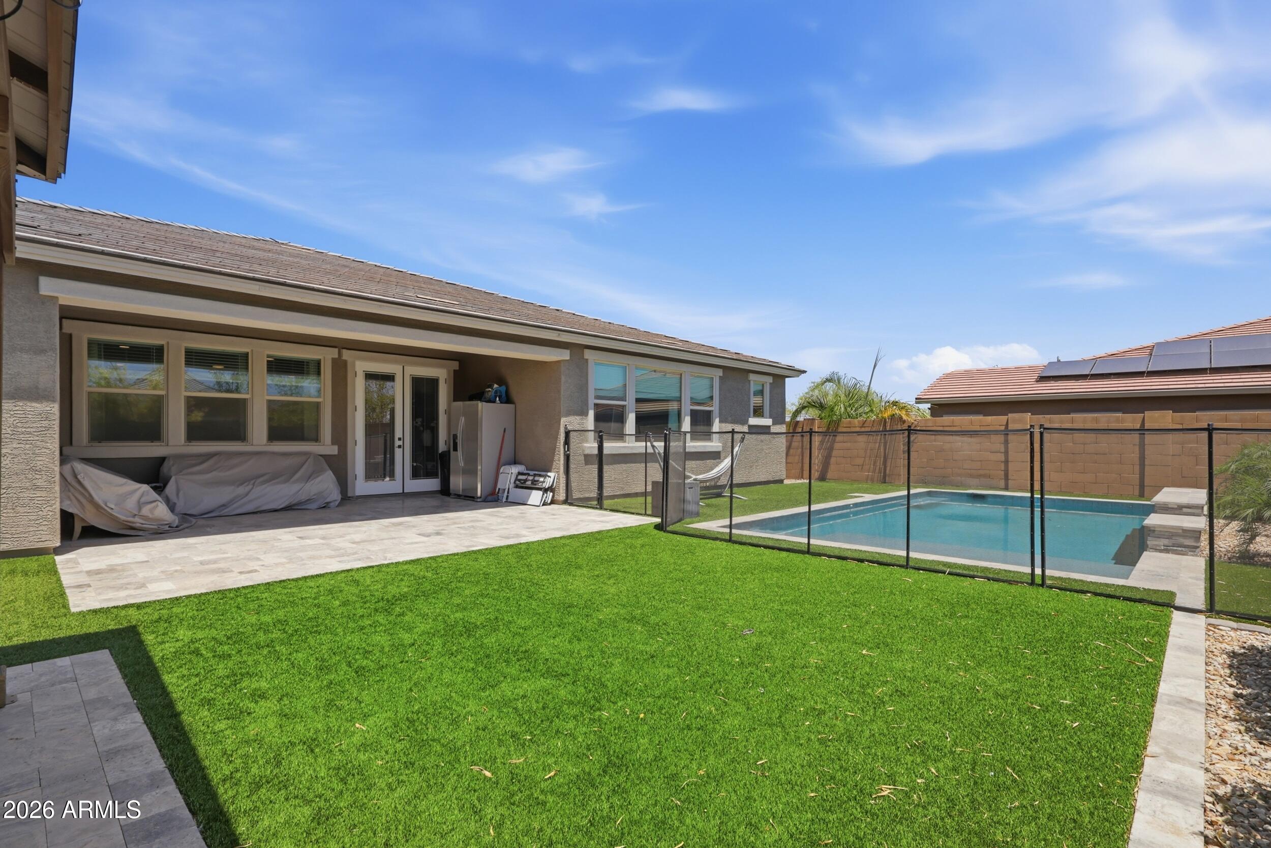 FALCON VIEW - Residential
