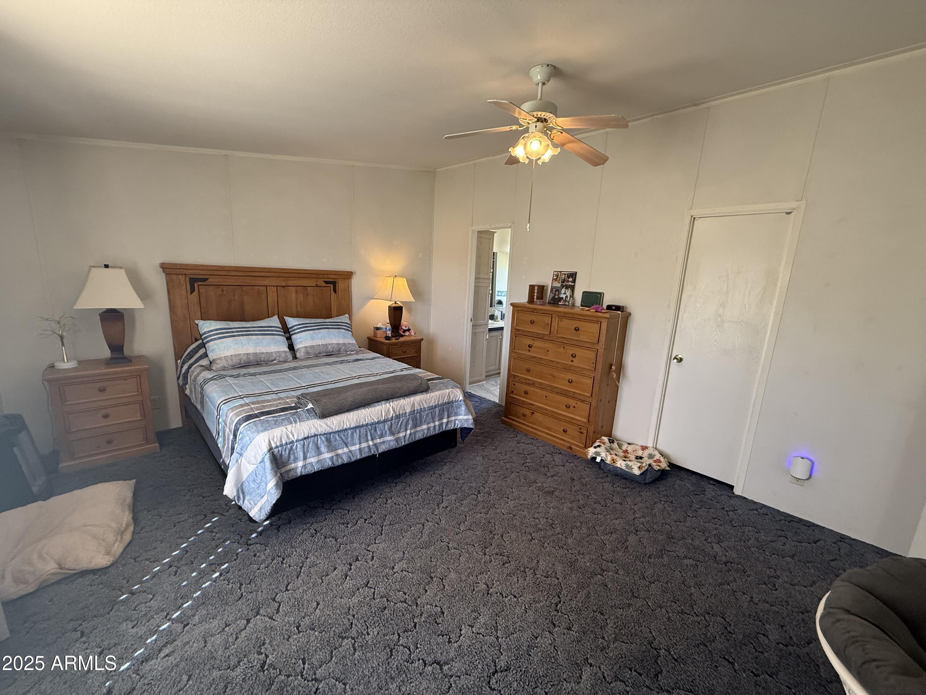 5489 E La Paloma Lane